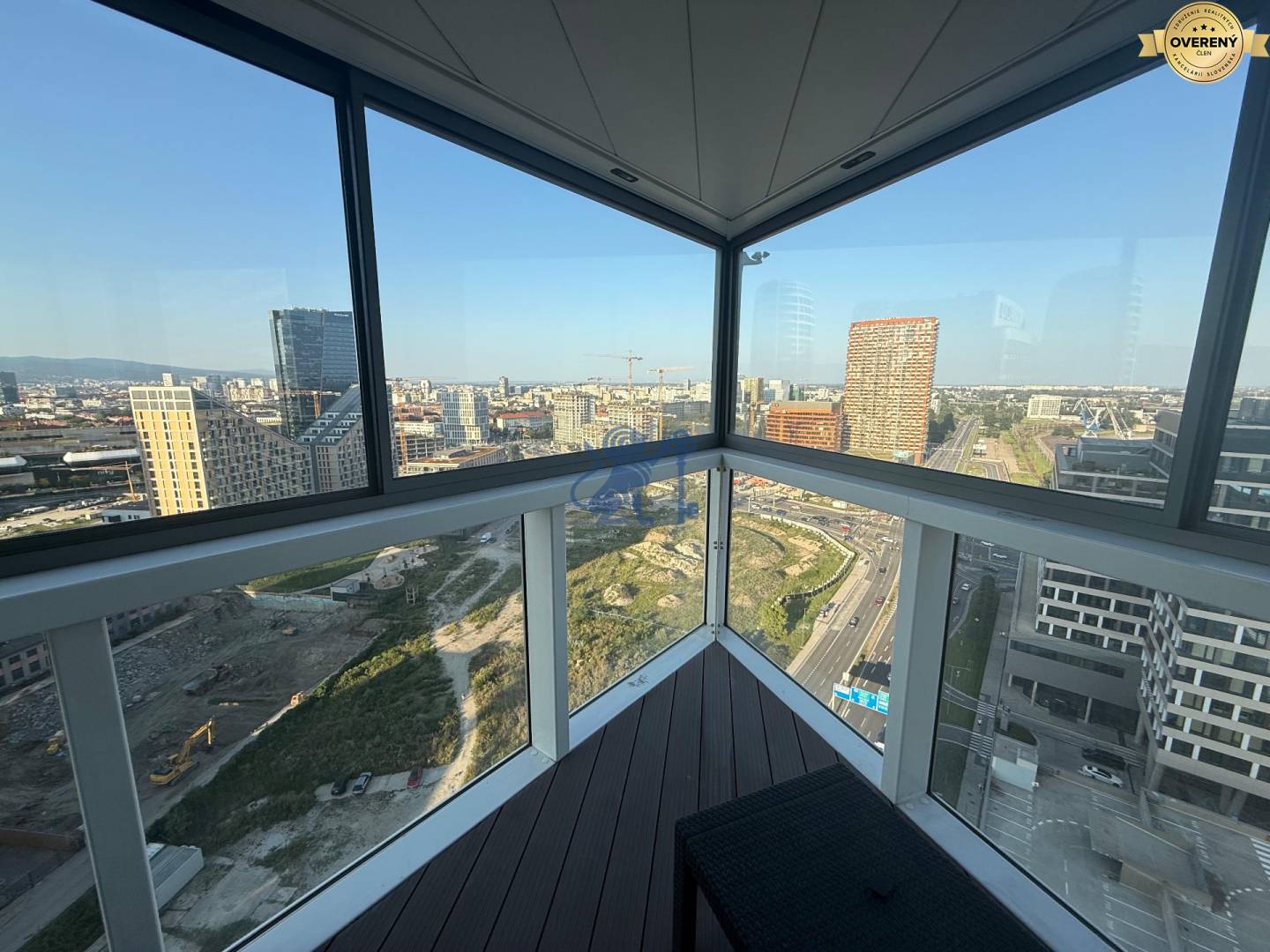 PANORAMA City | loggia