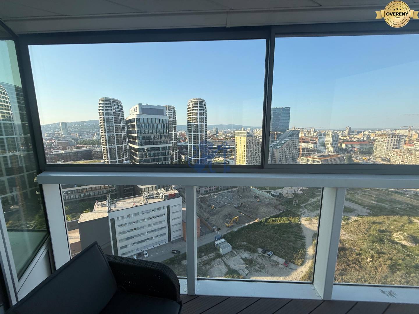 PANORAMA City | loggia