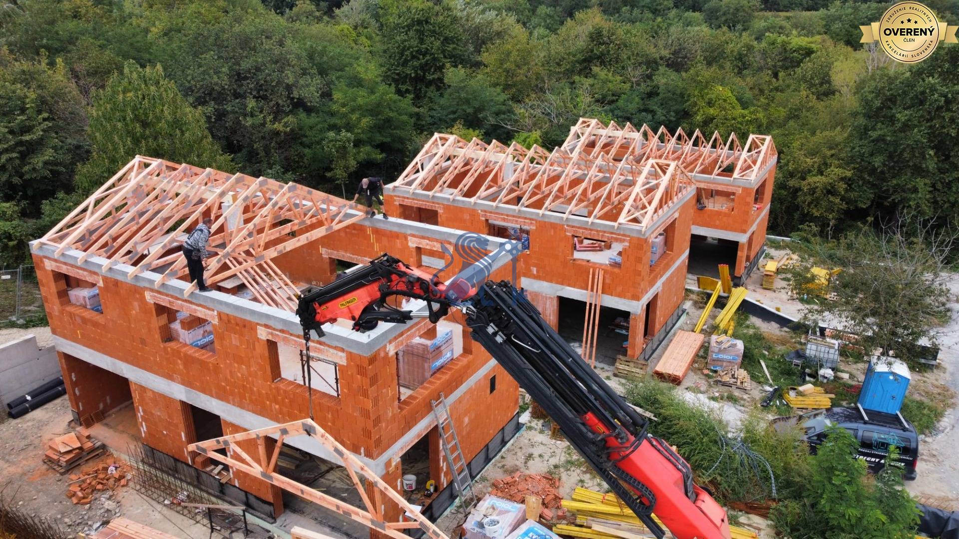 Stavba | aktuálny stav