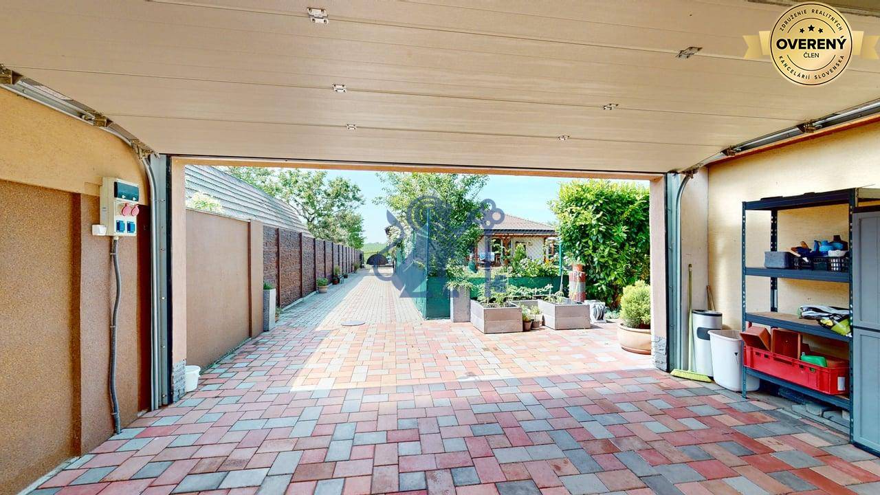 1806042025_110349 (2).jpg