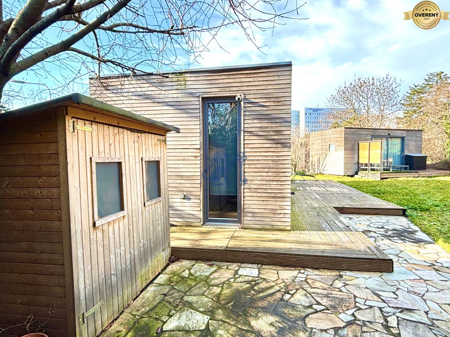 Domček a záhradný domček