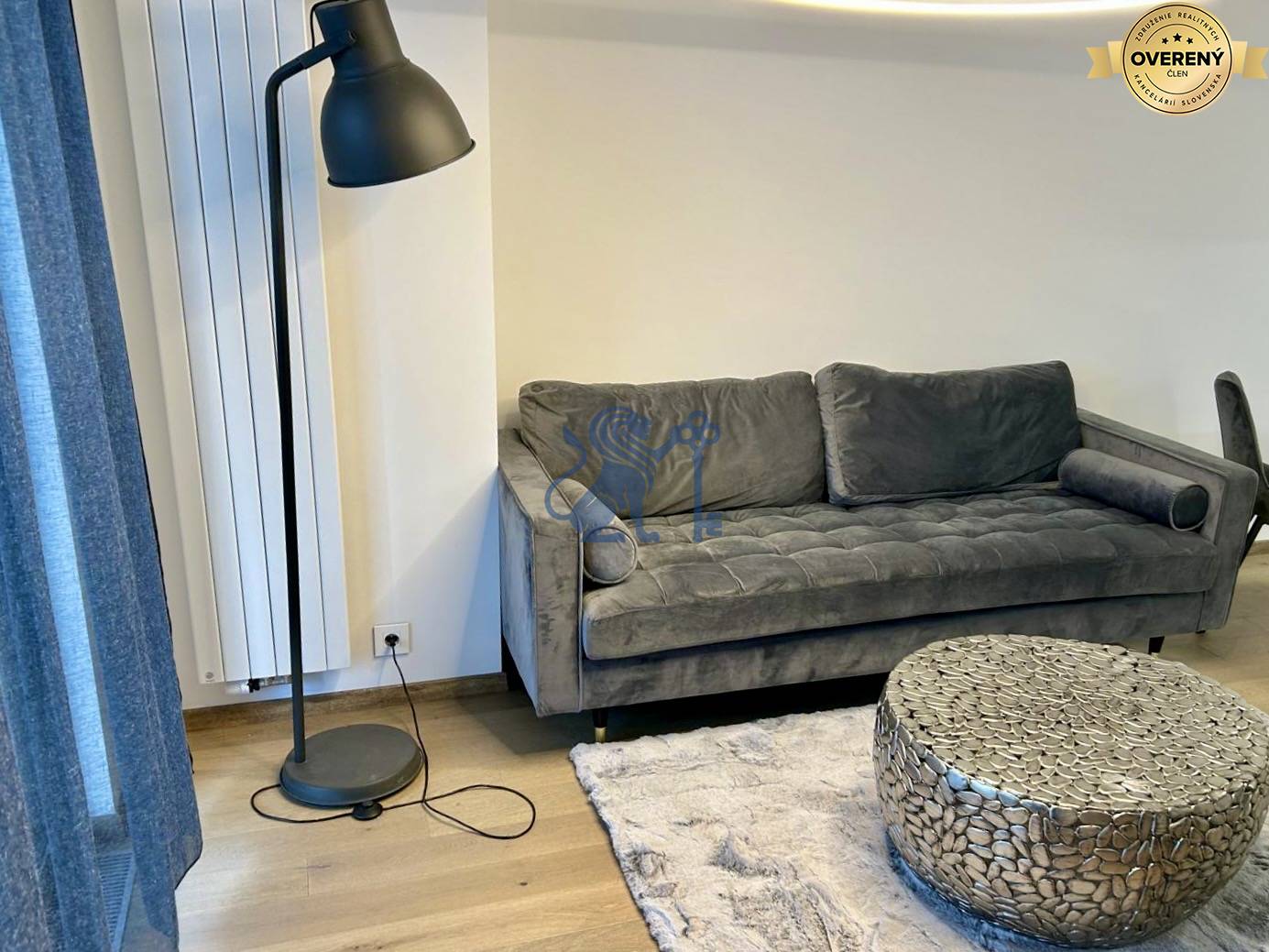 EUROVEA_TOWER_BYT_PRENAJOM_OBYVACKA2