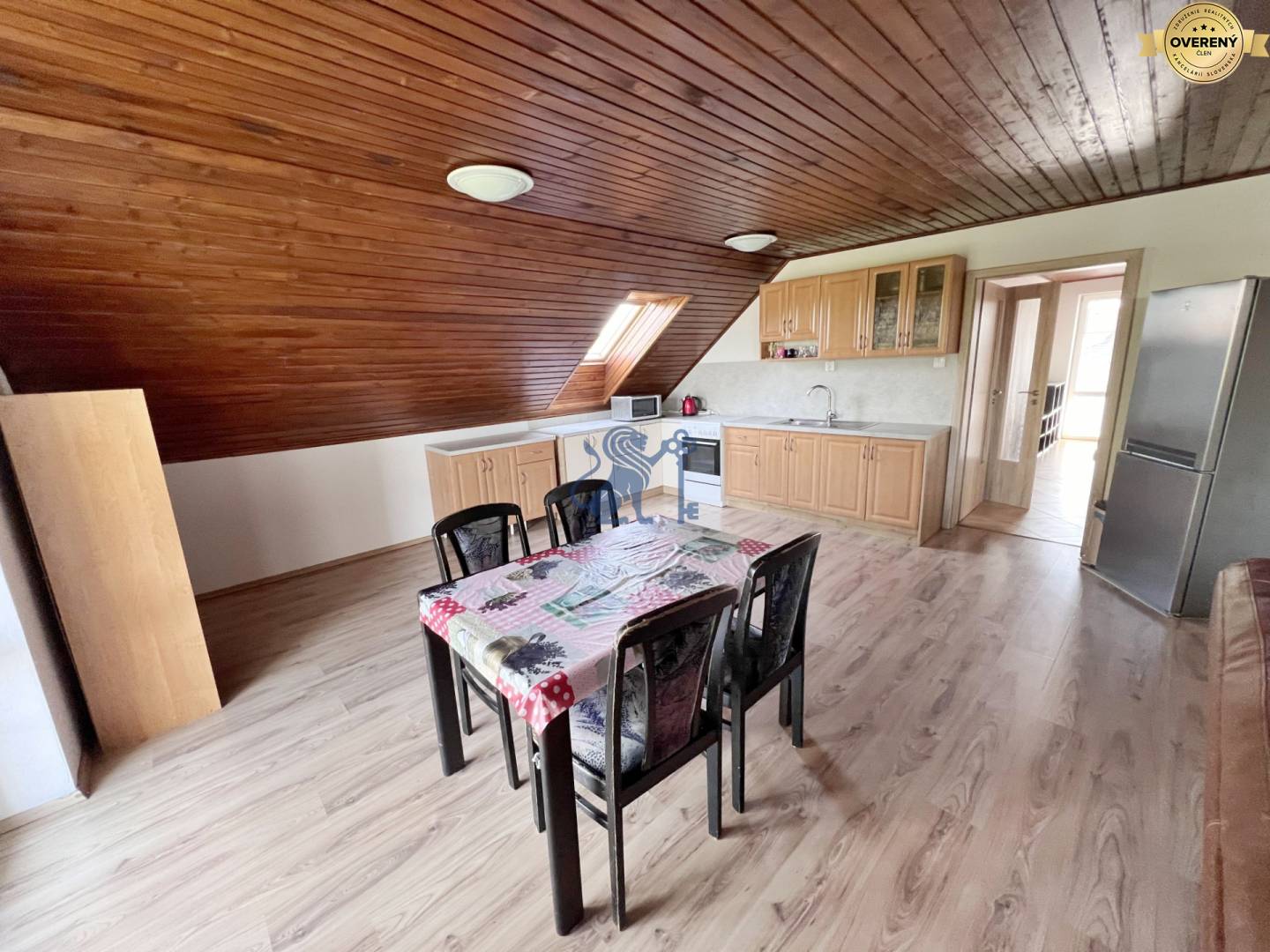 Vojenska ul. Rovinka 4.jpg