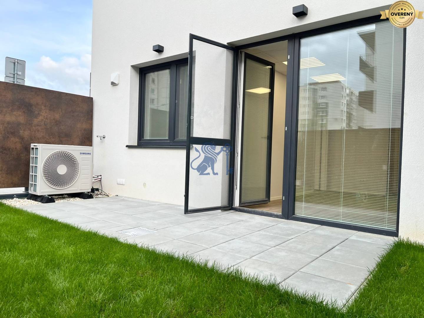 kancelarske_obchodne_priestory_rozkvet (25).jpg