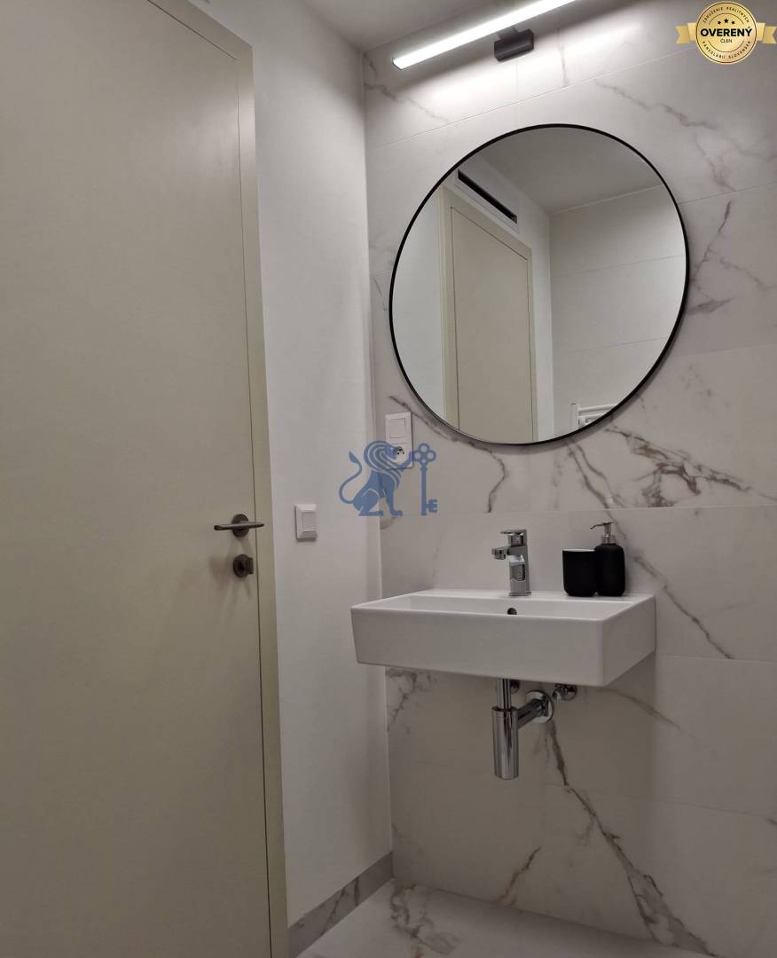 vydrica_1,5_izbovy_byt_prenajom (7).jpg