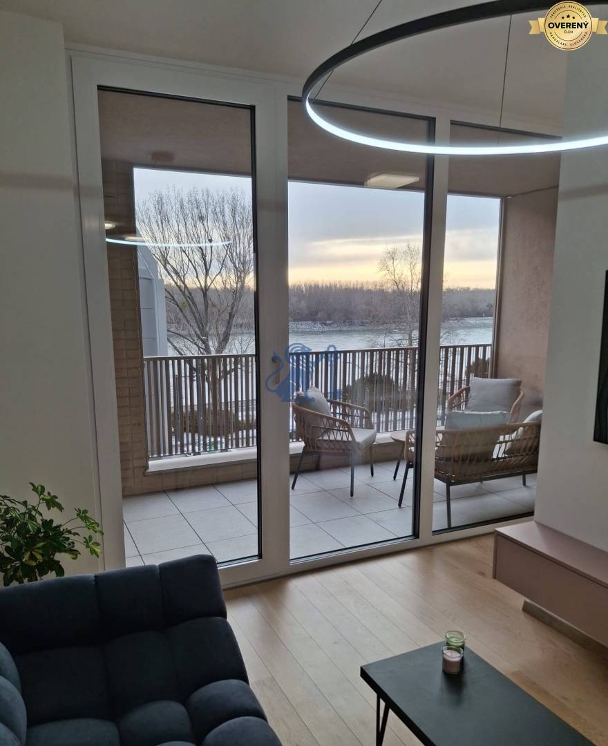 vydrica_1,5_izbovy_byt_prenajom (16).jpg