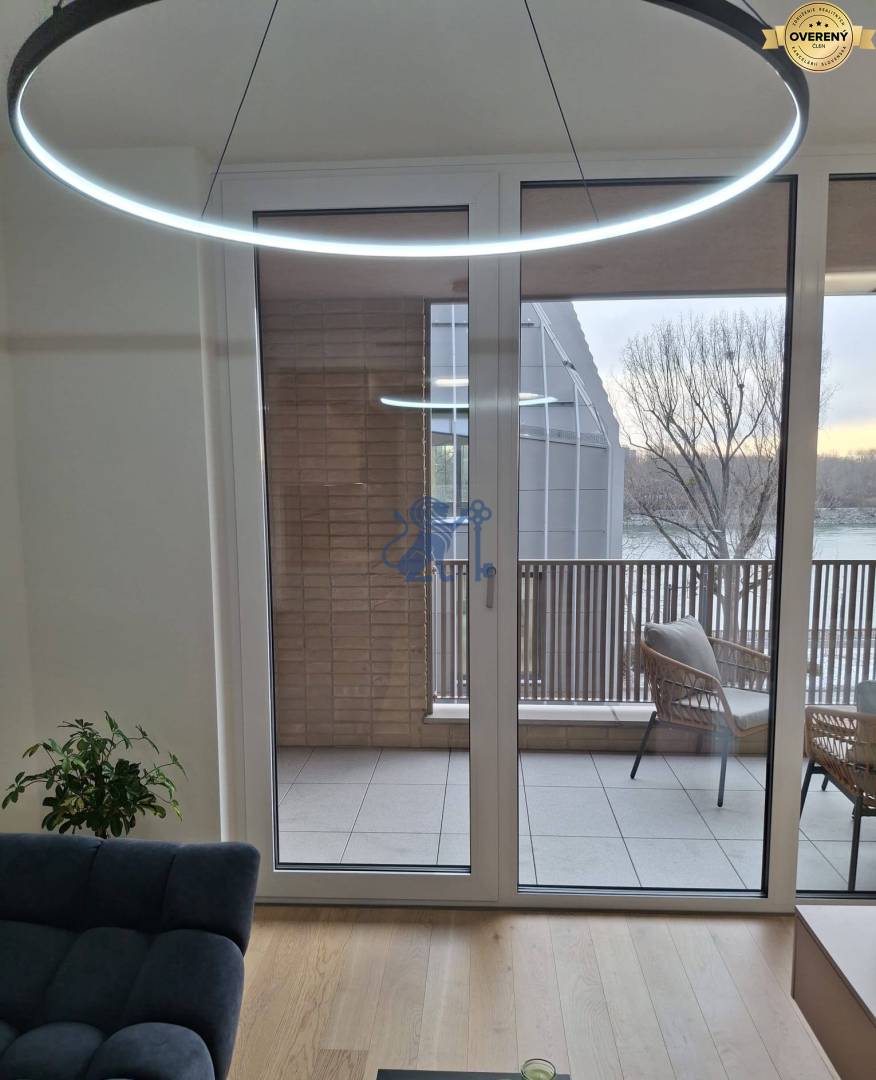 vydrica_1,5_izbovy_byt_prenajom (19).jpg