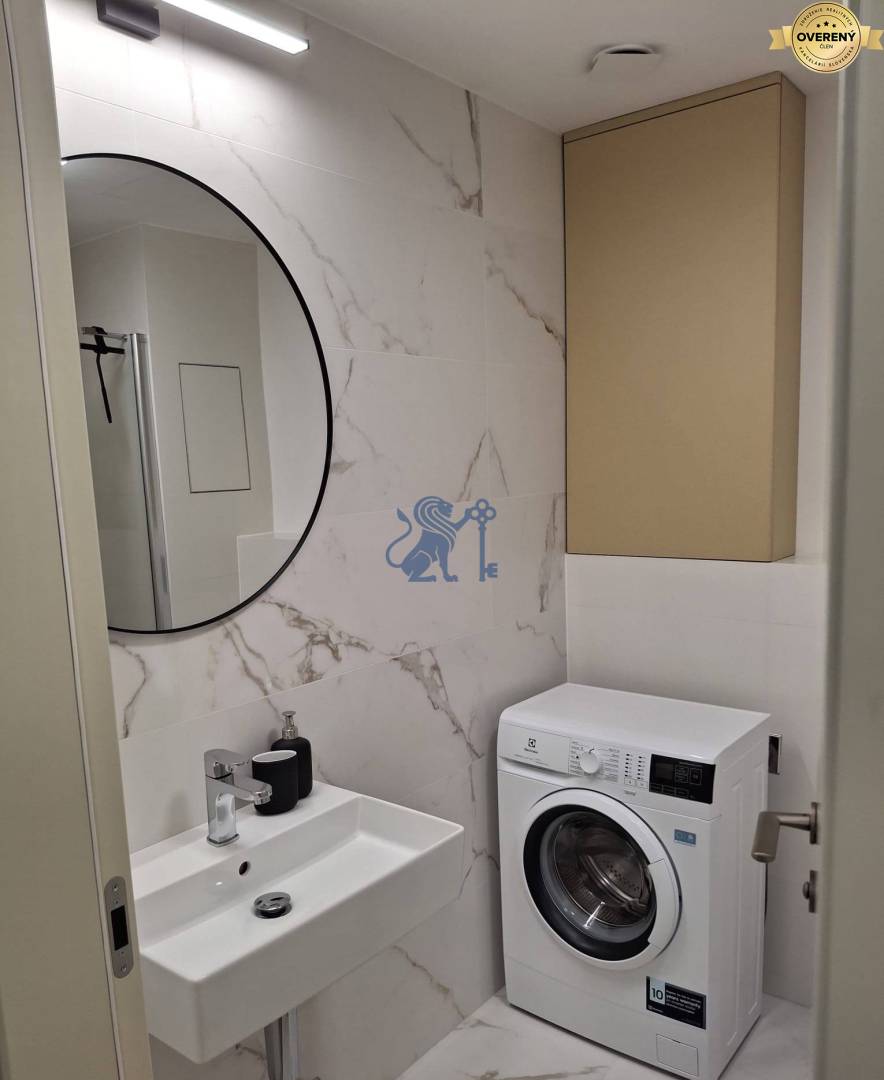 vydrica_1,5_izbovy_byt_prenajom (9).jpg