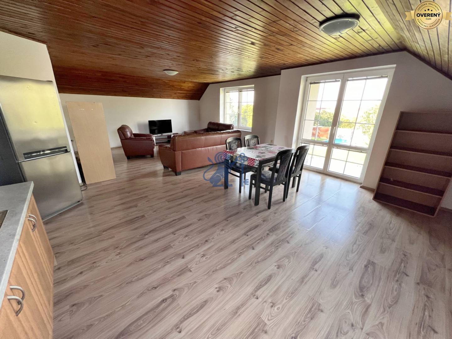 Vojenska ul. Rovinka 2.jpg