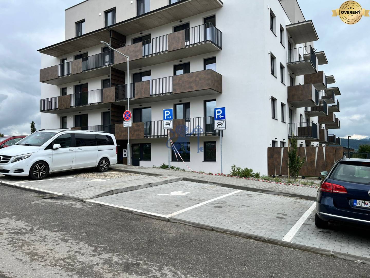 kancelarske_obchodne_priestory_rozkvet (12).jpg