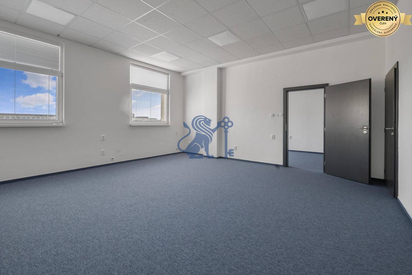 Vajnorská 137 kanclária väčšia