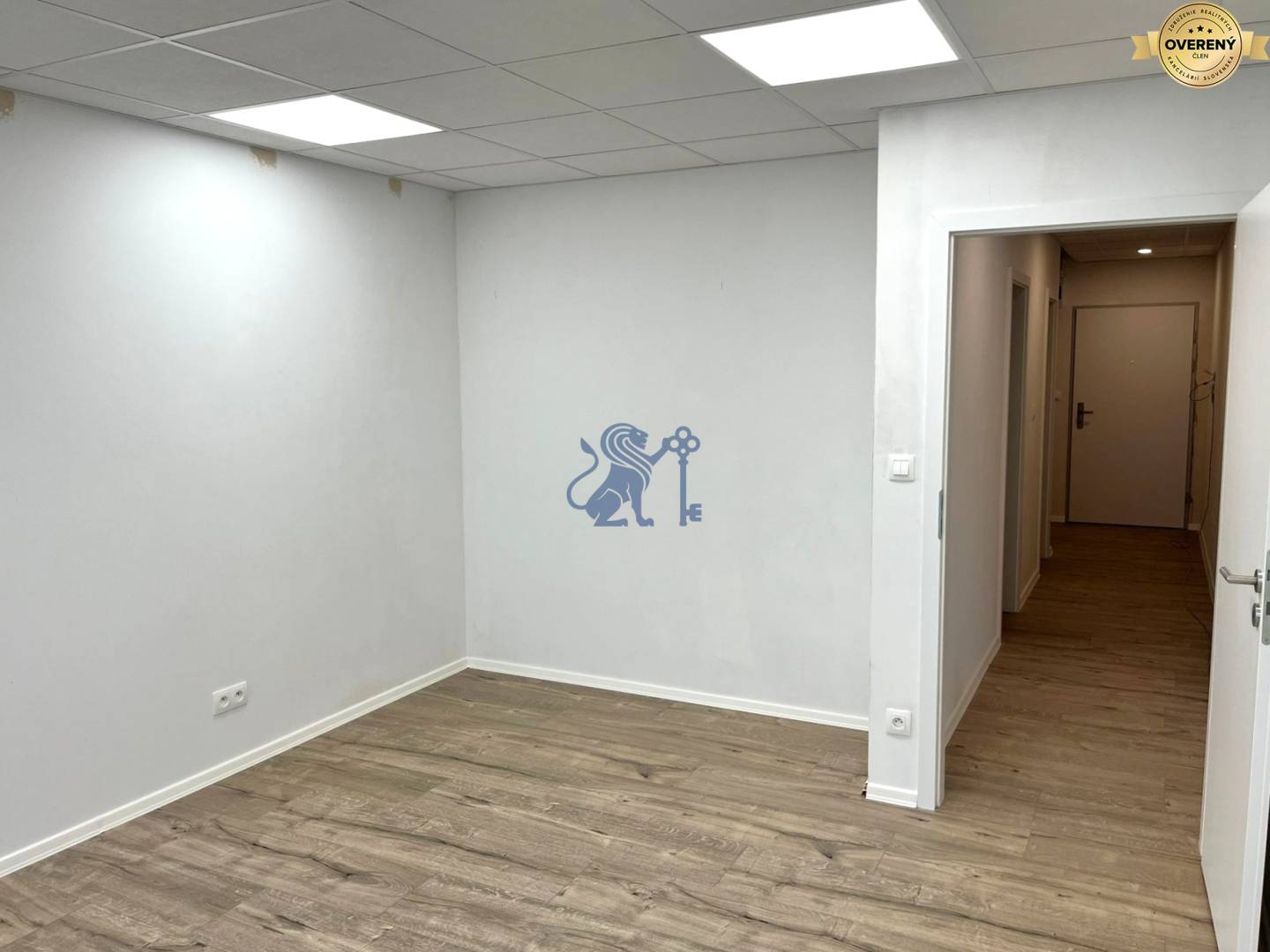 kancelarske_obchodne_priestory_rozkvet (4).jpg