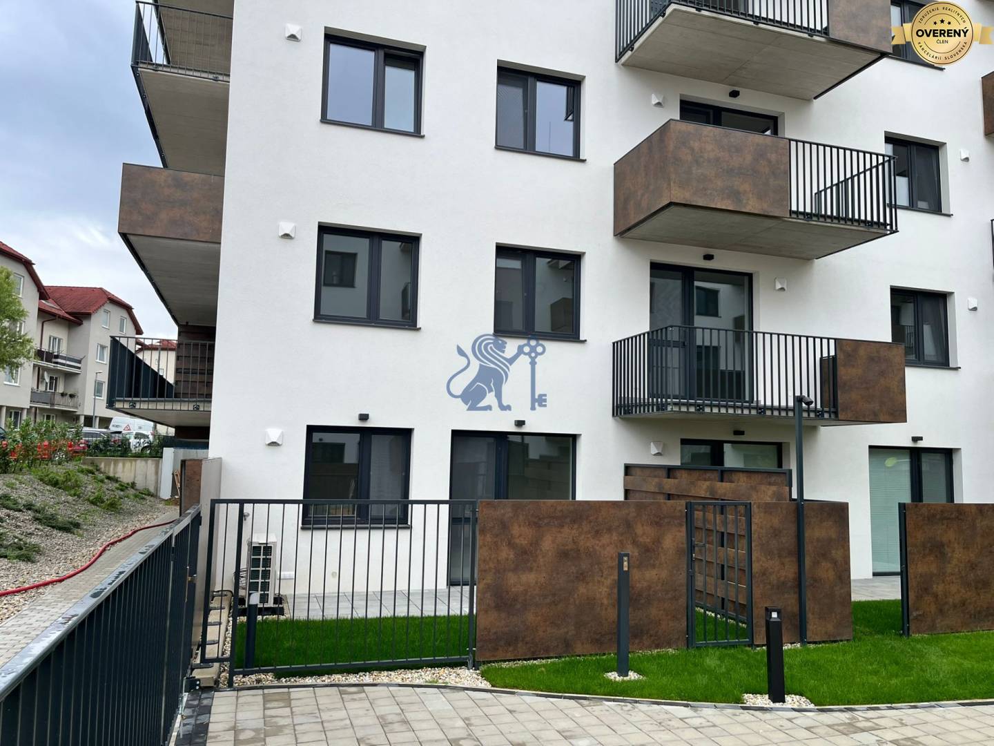 kancelarske_obchodne_priestory_rozkvet (16).jpg