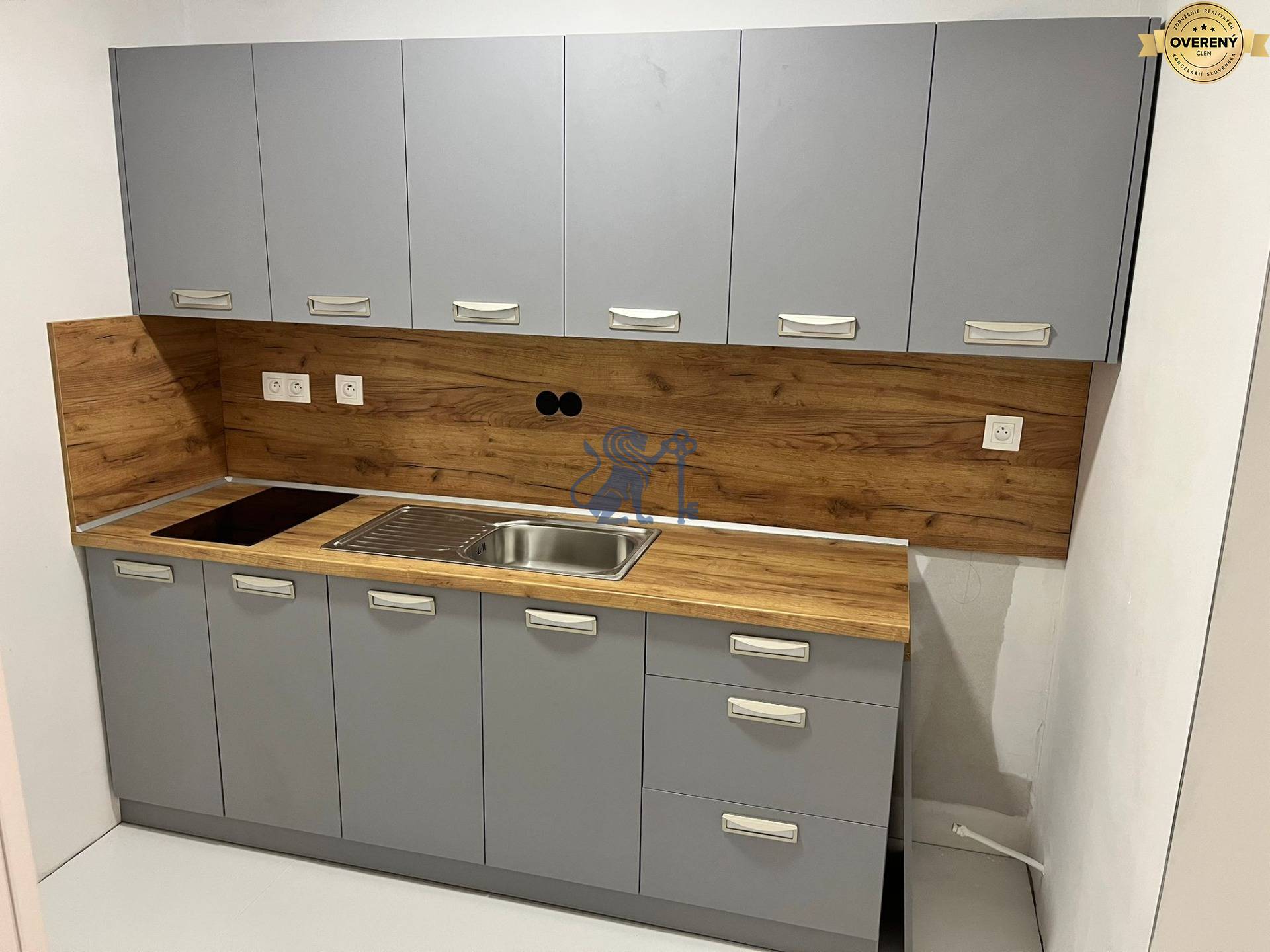 kancelarske_obchodne_priestory_rozkvet (1).jpg