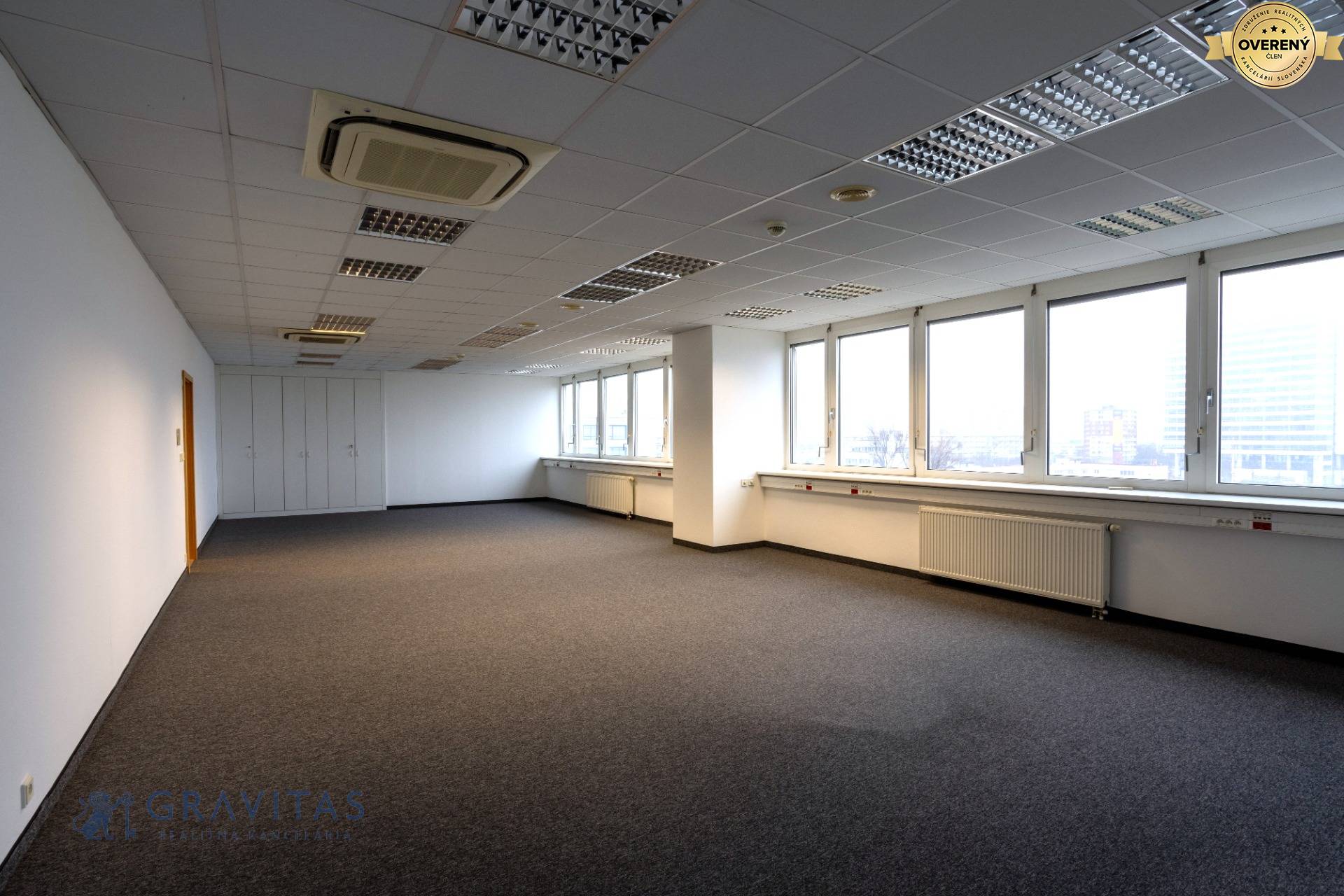 AB_Jarabinková_kancelárie