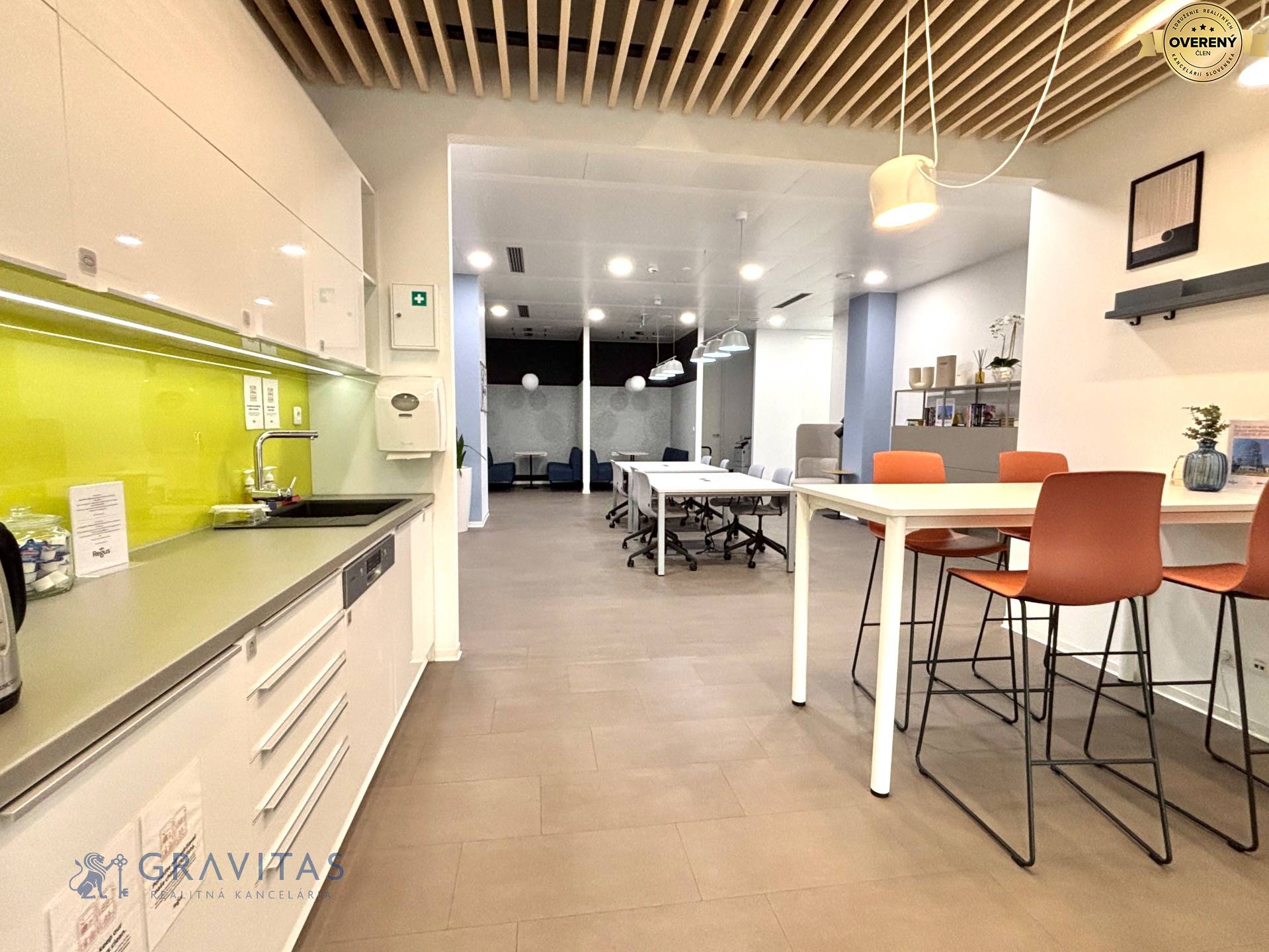 Galvaniho_kancelarie_kuchynka
