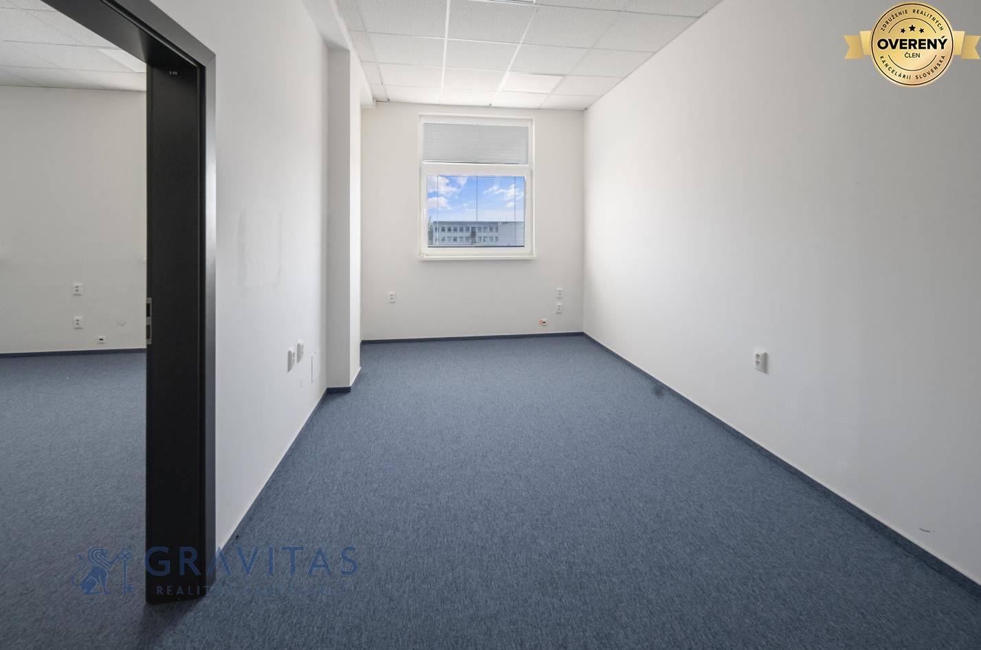 Vajnorská 137 kancelária menšia