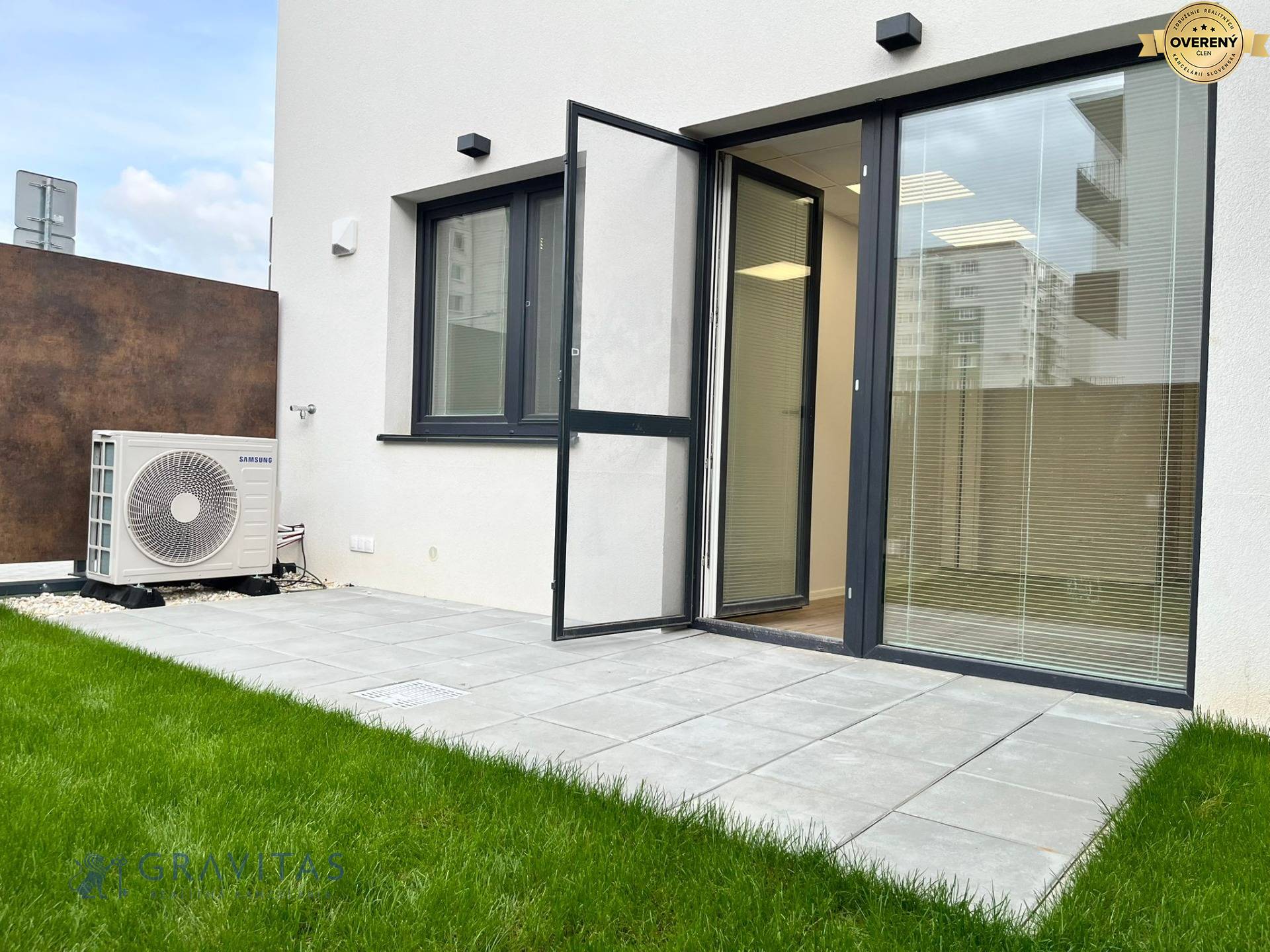 kancelarske_obchodne_priestory_rozkvet (25).jpg