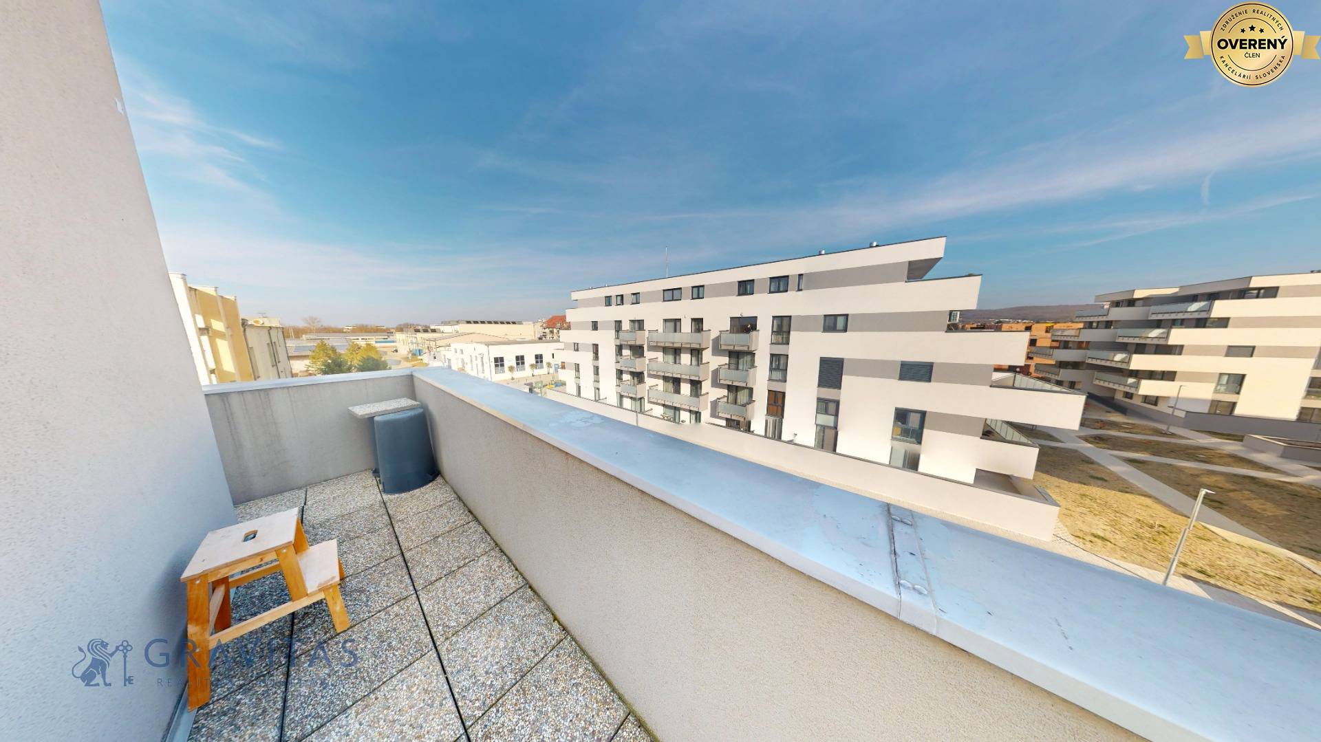 Predaj-4-izbovy-Byt-Stupava-mezonet-balkón