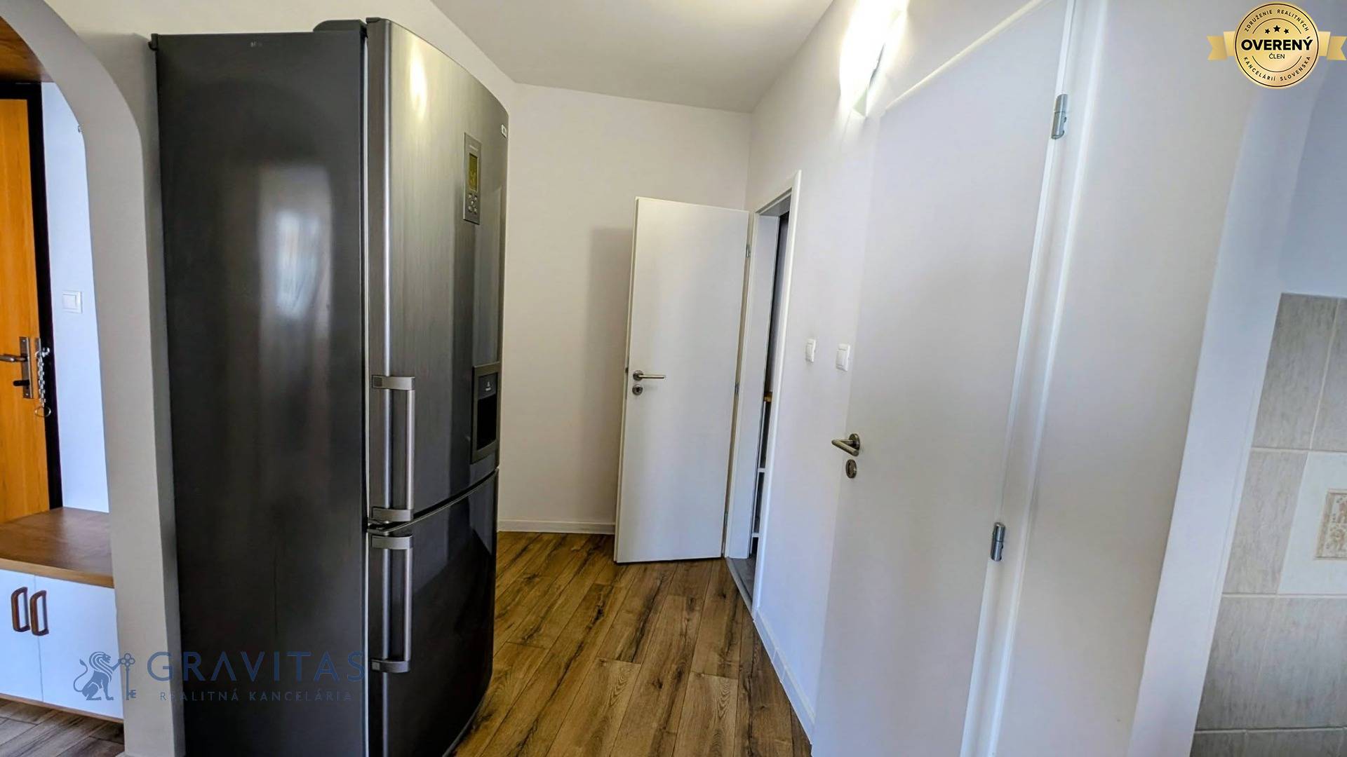dlhe_diely_byt_prenajom_bratislava (11).jpg