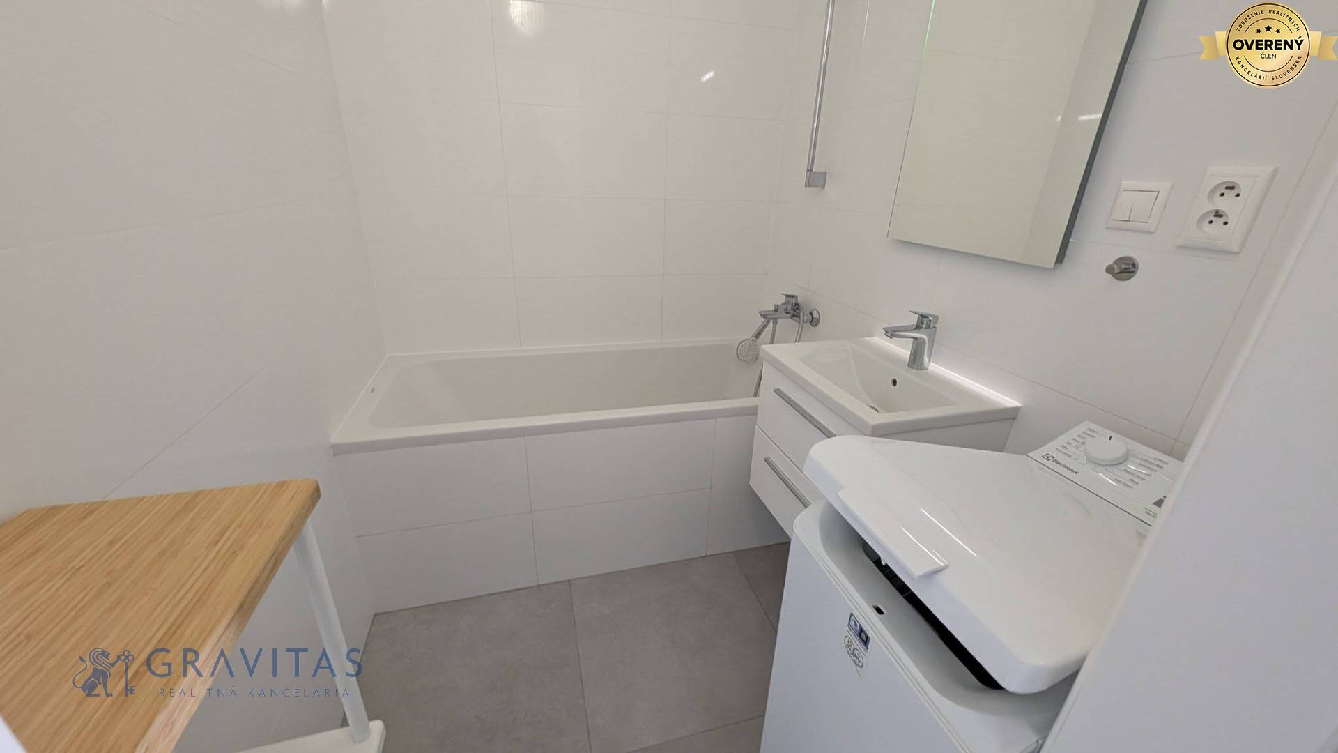 dlhe_diely_byt_prenajom_bratislava (12).jpg