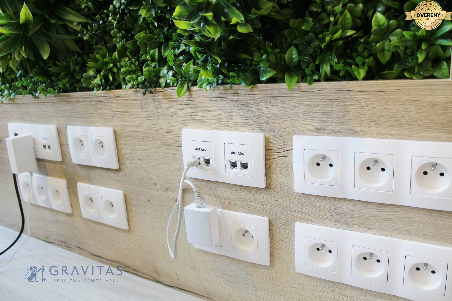 City_Park_Wisible_zásuvky