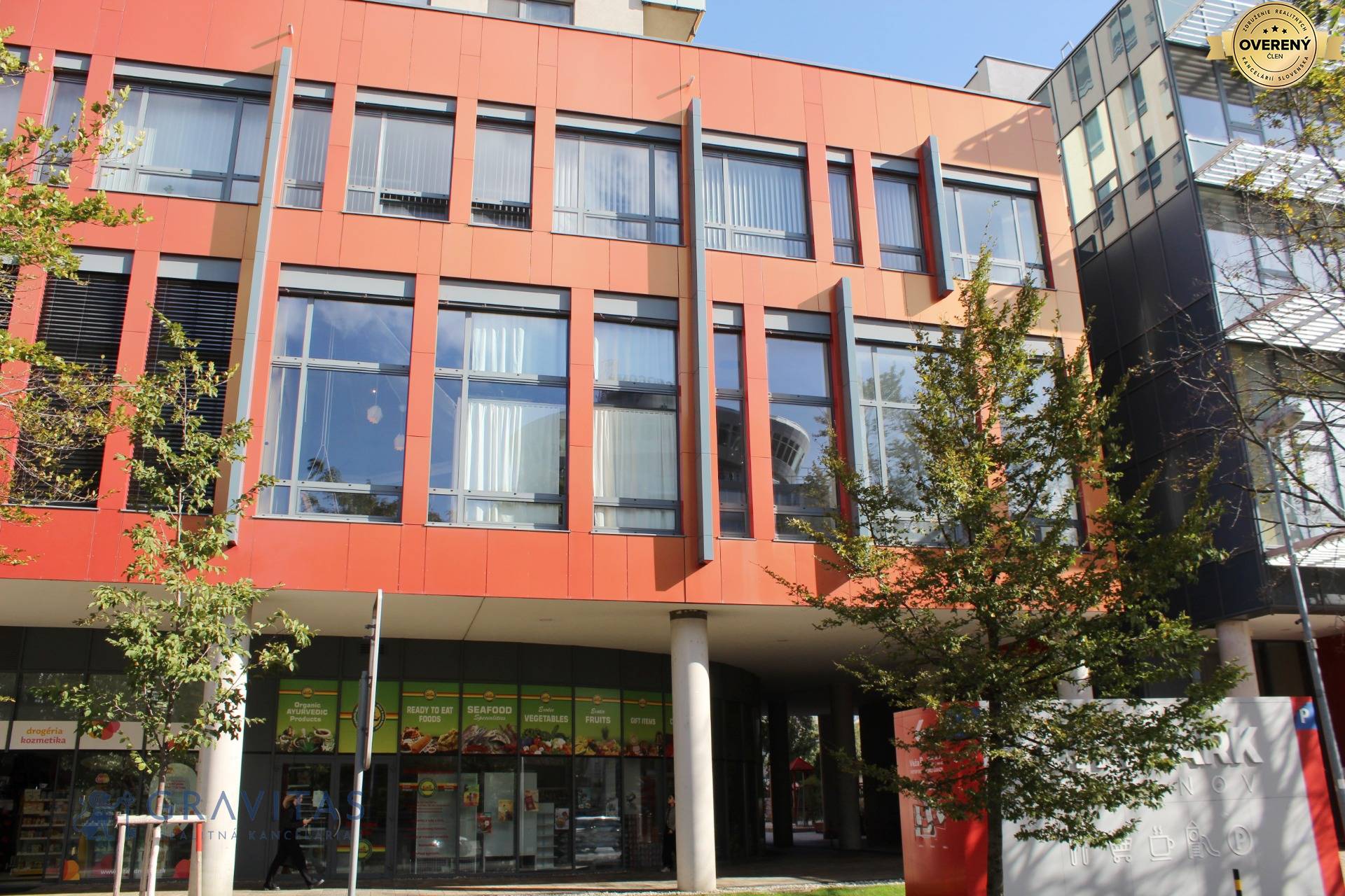 City_Park_vstup_exterier