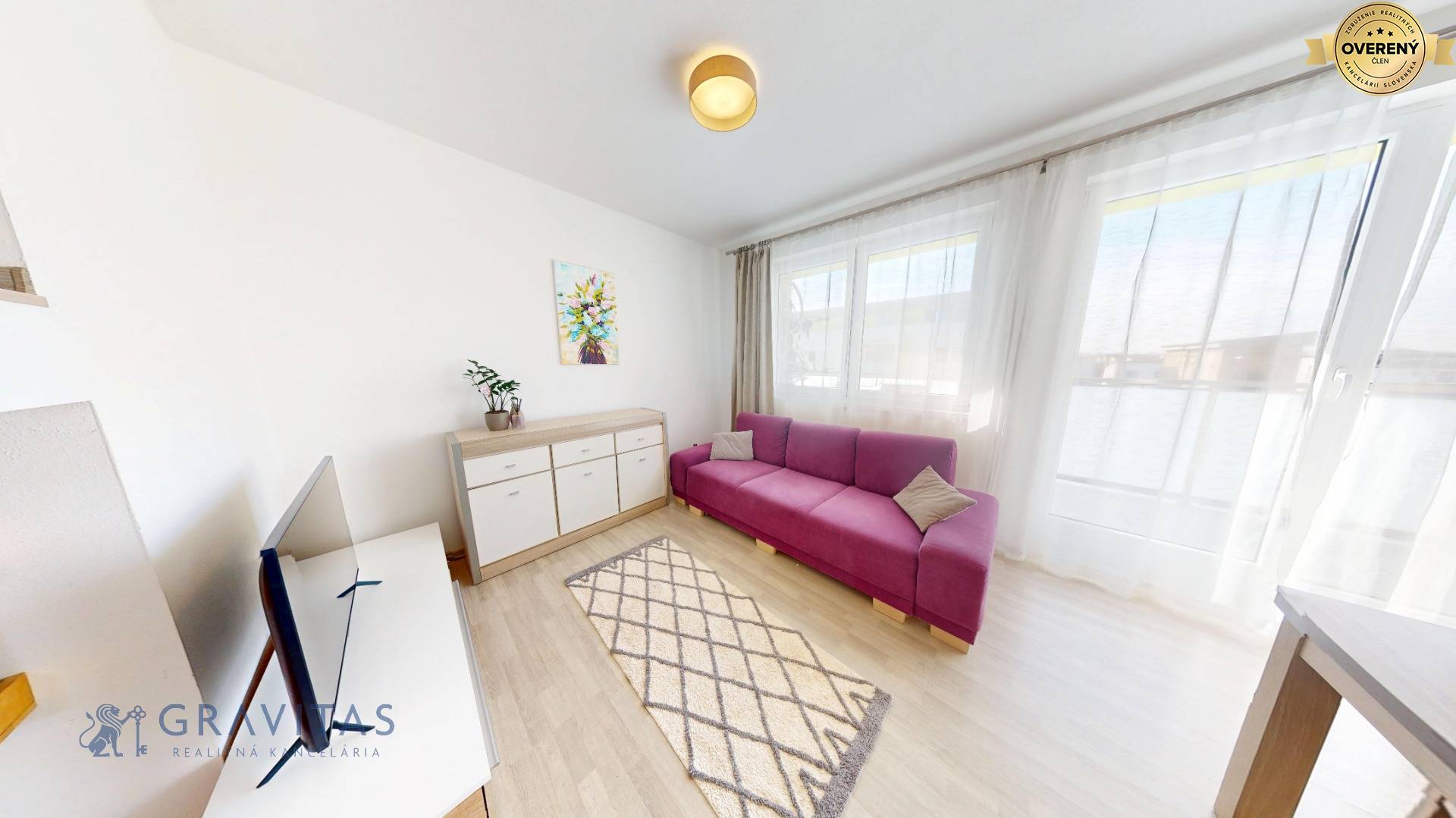 Predaj-4-izbovy-Byt-Stupava-mezonet-obývačka