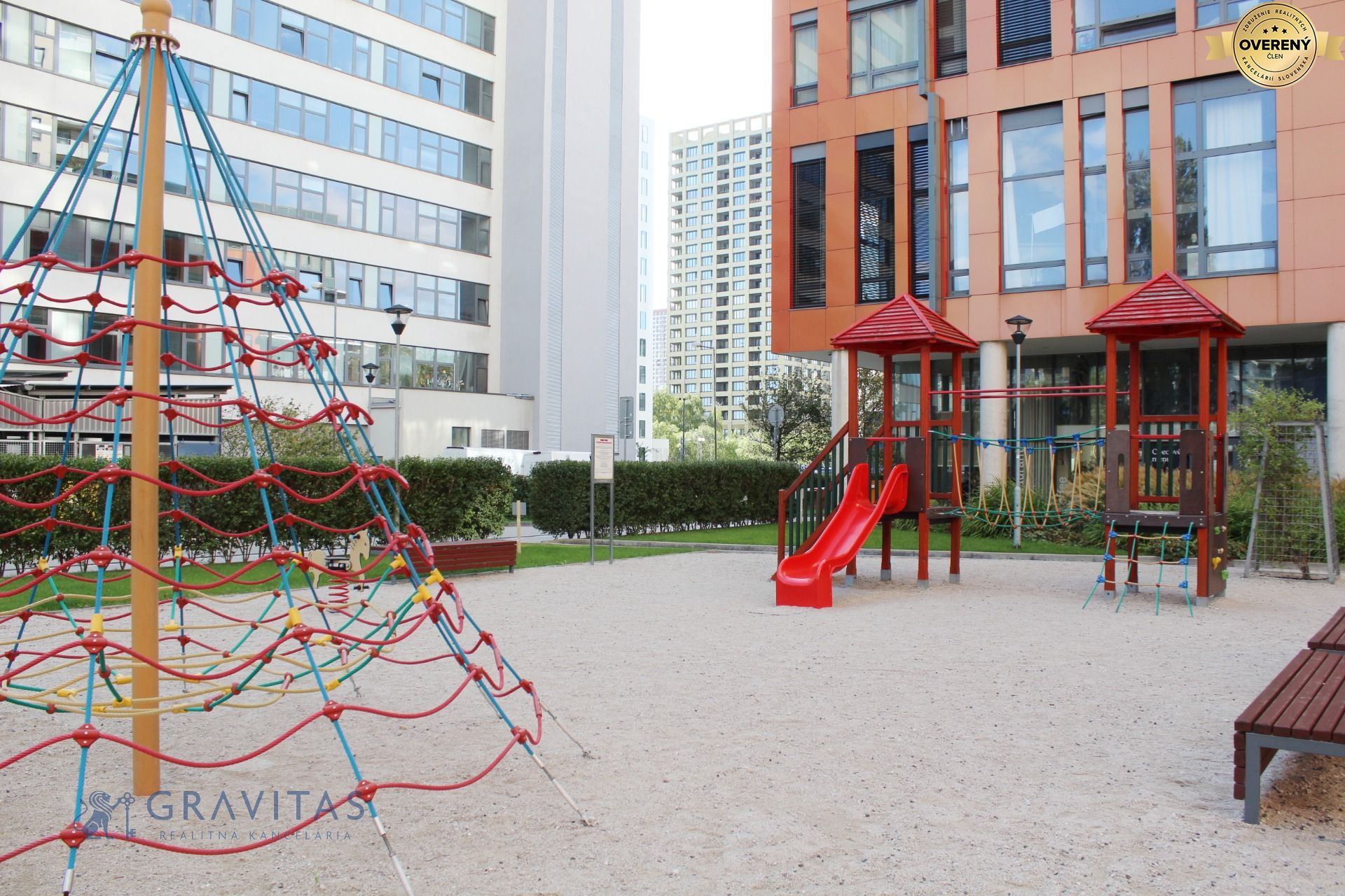 City_Park_vstup_exterier