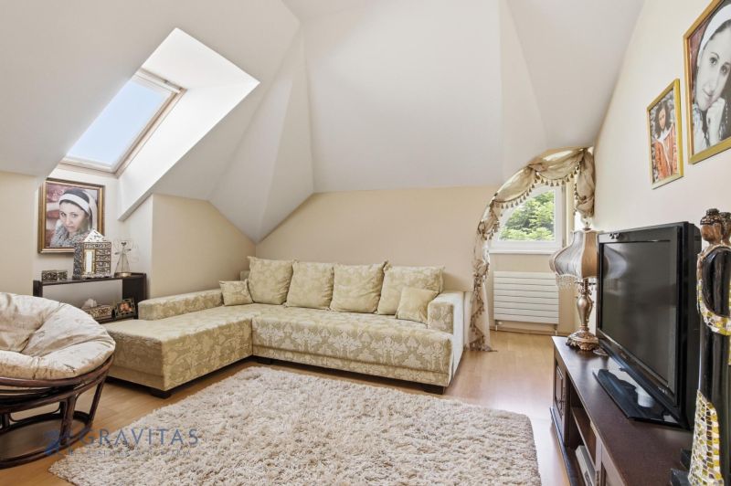 na_predaj_rodinny_dom_bratislava_vrakuna (5).jpg