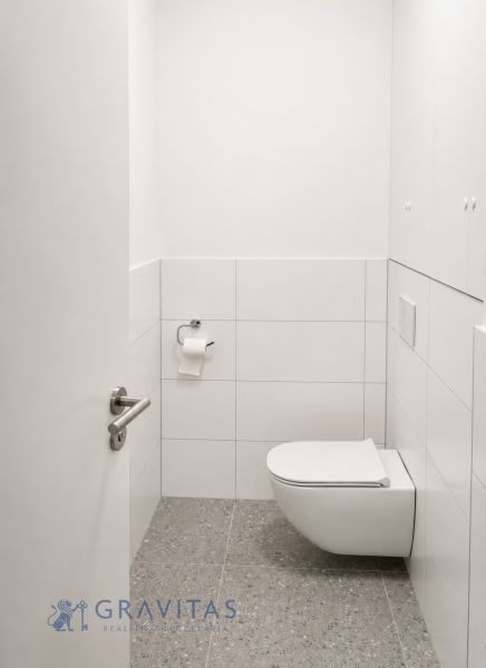 wc.jpg